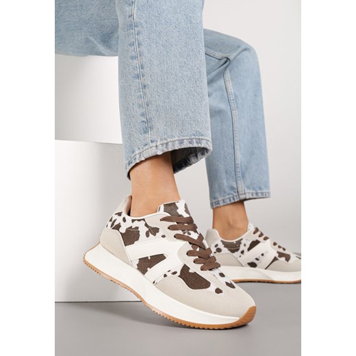 Beżowo-Brązowe Sneakersy na Płaskiej Podeszwie z Geometryczną Wstawką i Wzorem w Krowie Łaty Sewla ze sklepu renee.pl w kategorii Buty sportowe damskie - zdjęcie 184795501