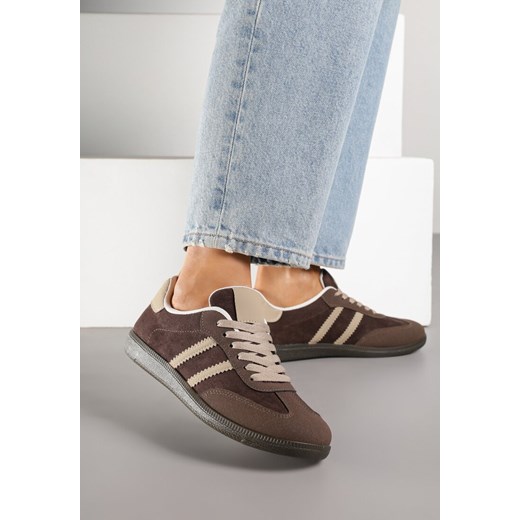 Brązowe Sneakersy z Imitacji Zamszu na Płaskiej Podeszwie Memeriana ze sklepu born2be.pl w kategorii Buty sportowe damskie - zdjęcie 184795724