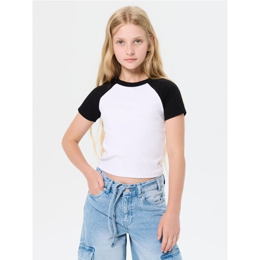 Sinsay - Koszulka z prążkowanej dzianiny - biały ze sklepu Sinsay w kategorii T-shirty chłopięce - zdjęcie 184799362