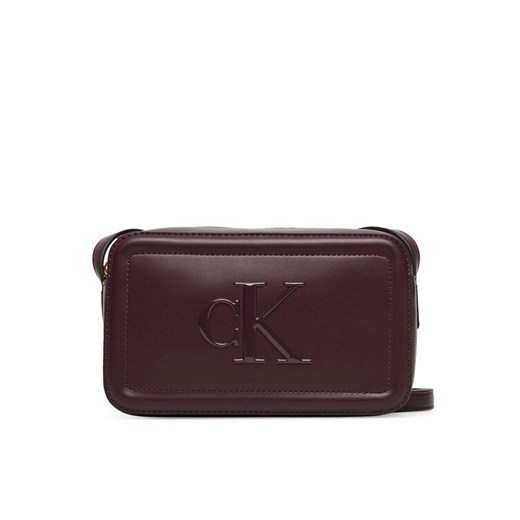 Torebka Calvin Klein Bold Ck Camera Bag LV04F3220G Bordowy ze sklepu eobuwie.pl w kategorii Listonoszki - zdjęcie 184812370
