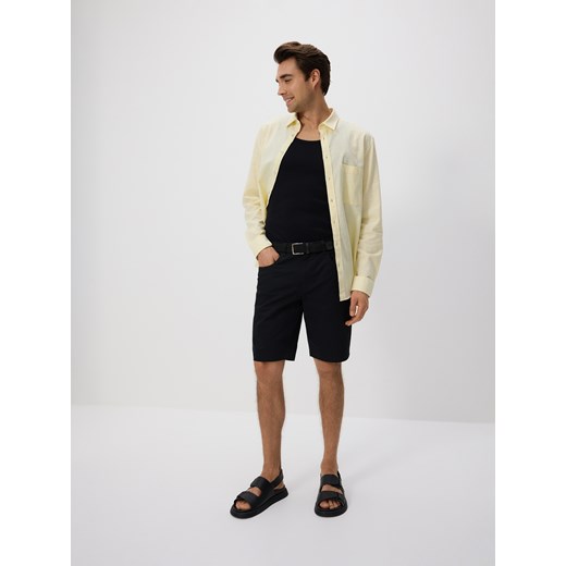 Reserved - Szorty carrot regular z paskiem - czarny ze sklepu Reserved w kategorii Spodenki męskie - zdjęcie 184813880