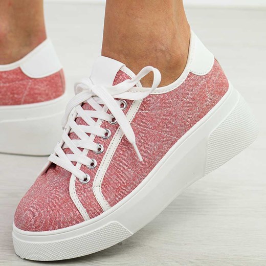 Czerwone sneakersy damskie McBraun 23356 ze sklepu suzana.pl w kategorii Trampki damskie - zdjęcie 184823624