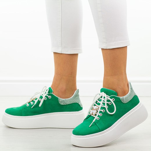 Zielone zamszowe skórzane sneakersy damskie Vinceza 89104 ze sklepu suzana.pl w kategorii Trampki damskie - zdjęcie 184830233