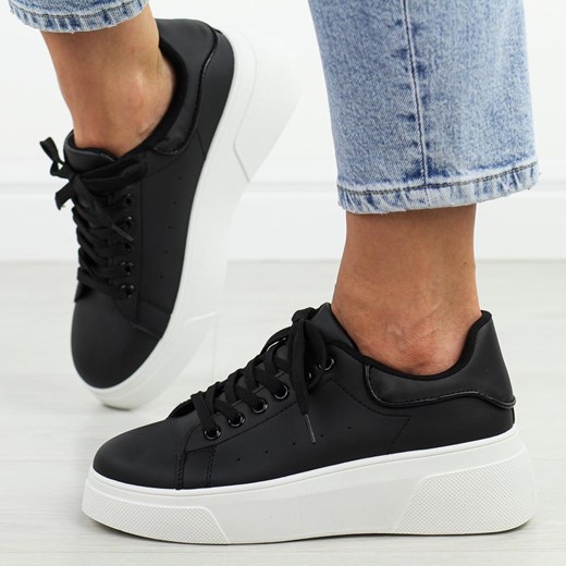 Czarne sportowe buty damskie McBraun 23290 ze sklepu suzana.pl w kategorii Buty sportowe damskie - zdjęcie 184833222