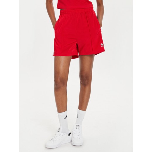 adidas Szorty sportowe Firebird IY7207 Czerwony Loose Fit ze sklepu MODIVO w kategorii Szorty - zdjęcie 184840734