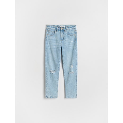 Reserved - Jeansy mom fit z przetarciami - niebieski Reserved 140 (9 lat) okazyjna cena Reserved