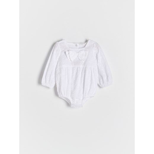 Reserved - Strukturalne body z kokardą - biały Reserved 80 (9-12 m.) Reserved promocyjna cena