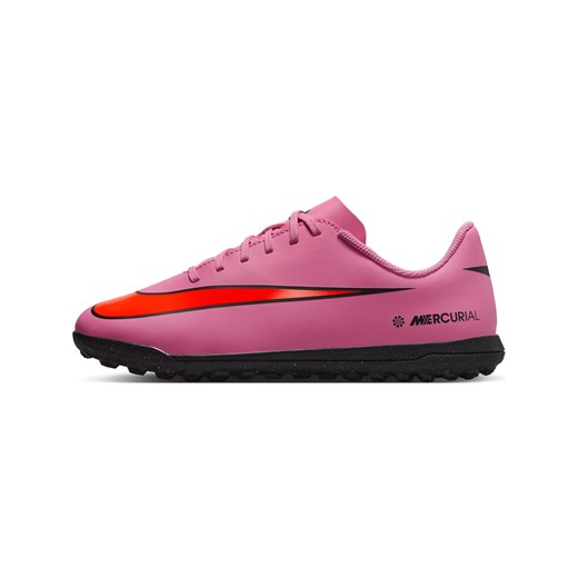 Buty piłkarskie typu low top na nawierzchnie typu turf dla małych/dużych dzieci Nike Jr. Mercurial Vapor 16 Club - Różowy ze sklepu Nike poland w kategorii Buty sportowe dziecięce - zdjęcie 184862812