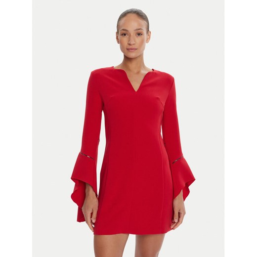 Rinascimento Sukienka koktajlowa CFC0126187003 Czerwony Slim Fit ze sklepu MODIVO w kategorii Sukienki - zdjęcie 184866754