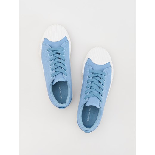 Reserved - Klasyczne trampki - niebieski ze sklepu Reserved w kategorii Trampki dziecięce - zdjęcie 184870581