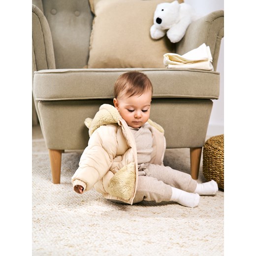 Sinsay - Ocieplana kurtka z kapturem - kremowy Sinsay 80 (9-12 m) Sinsay