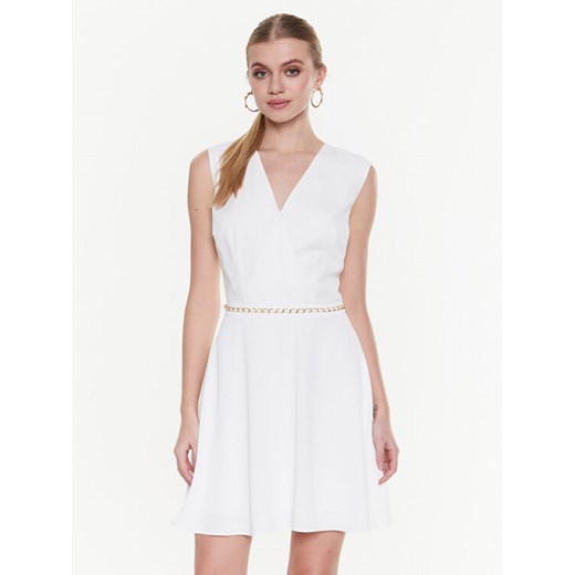 Marciano Guess Sukienka codzienna Nausica 3GGK33 9630Z Biały Regular Fit ze sklepu MODIVO w kategorii Sukienki - zdjęcie 184874701