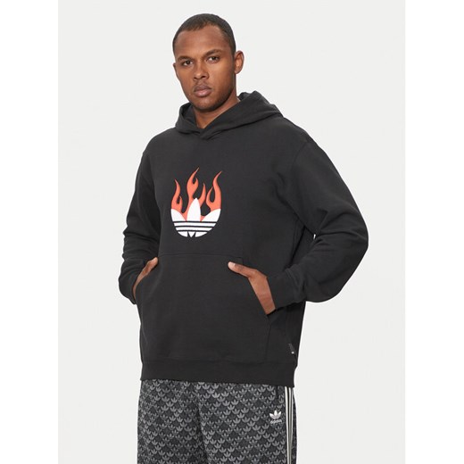 adidas Bluza Flames Logo IS0208 Czarny Regular Fit ze sklepu MODIVO w kategorii Bluzy męskie - zdjęcie 184874734