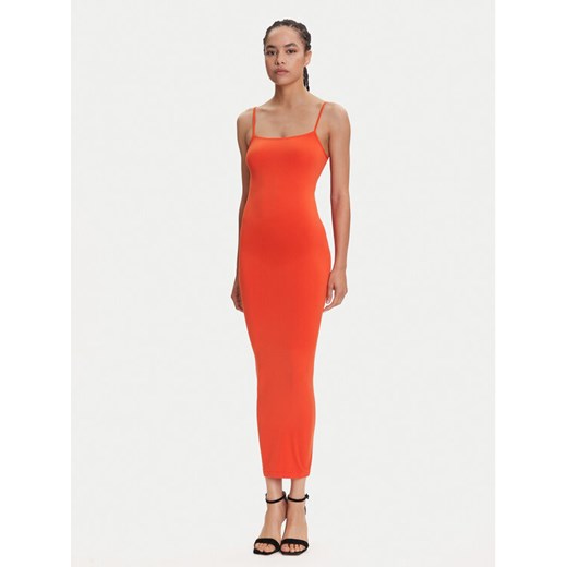 Wolford Sukienka codzienna Strap Fatal 57185 Czerwony Slim Fit ze sklepu MODIVO w kategorii Sukienki - zdjęcie 184877763