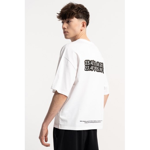 Biały t-shirt boxy z autorską grafiką z tyłu, rozmiar - 170, kolor - biały ze sklepu REPORTER w kategorii T-shirty chłopięce - zdjęcie 184878944