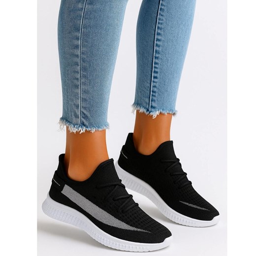 Wsuwane ażurowe czarne buty sportowe /F6-3 17992 T124/ ze sklepu Pantofelek24.pl w kategorii Buty sportowe damskie - zdjęcie 184886490