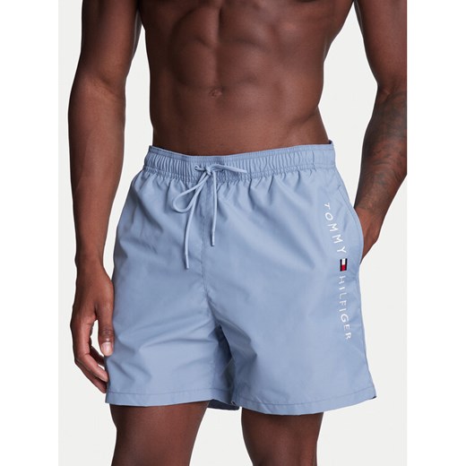 Tommy Hilfiger Szorty kąpielowe UM0UM03258 Niebieski Regular Fit ze sklepu MODIVO w kategorii Kąpielówki - zdjęcie 184905984
