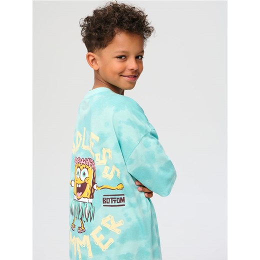 Sinsay - Koszulka z nadrukiem na plecach SpongeBob - green spruce ze sklepu Sinsay w kategorii T-shirty chłopięce - zdjęcie 184915081