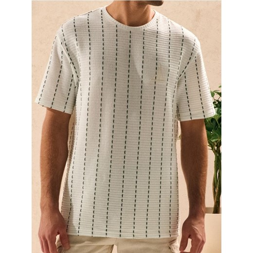 Sinsay - Koszulka w paski - kremowy ze sklepu Sinsay w kategorii T-shirty męskie - zdjęcie 184915664