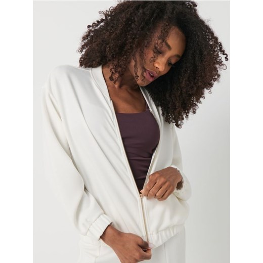 Sinsay - Bluza bomber soft touch - kremowy ze sklepu Sinsay w kategorii Bluzy damskie - zdjęcie 184923770