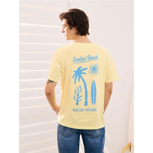 Sinsay - Koszulka z nadrukiem na plecach - żółty ze sklepu Sinsay w kategorii T-shirty męskie - zdjęcie 184923872
