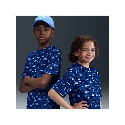 Koszulka z krótkim rękawem dla dużych dzieci (chłopców) Dri-FIT Nike Multi - Niebieski ze sklepu Nike poland w kategorii T-shirty chłopięce - zdjęcie 184925324