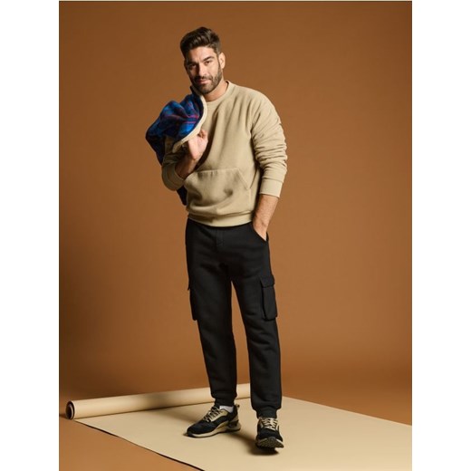 Sinsay - Spodnie tapered fit - czarny Sinsay XXL okazyjna cena Sinsay