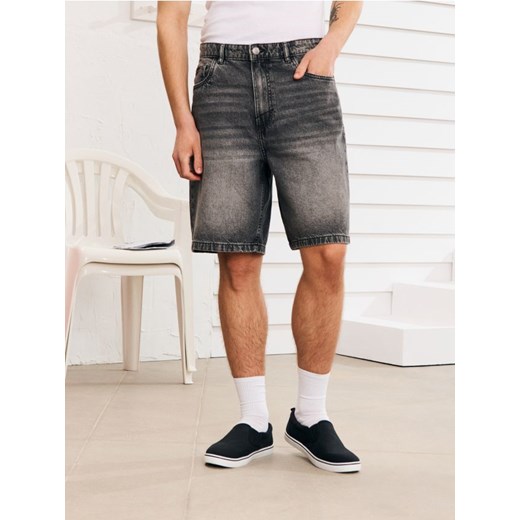 Sinsay - Szorty jeansowe loose - szary ze sklepu Sinsay w kategorii Spodenki męskie - zdjęcie 184941020