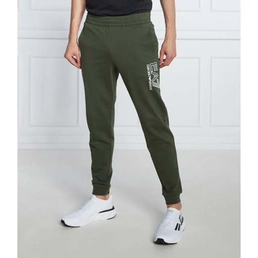 EA7 Spodnie dresowe | Regular Fit ze sklepu Gomez Fashion Store w kategorii Spodnie męskie - zdjęcie 184947412