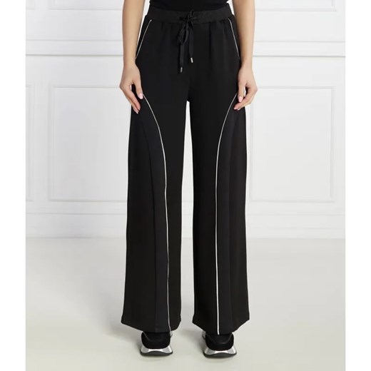 Liu Jo Sport Spodnie dresowe | Regular Fit ze sklepu Gomez Fashion Store w kategorii Spodnie damskie - zdjęcie 184947712