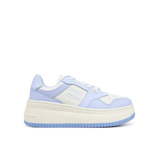 Sneakersy Tommy Jeans Tjw Retro Basket Flatform Ess EN0EN02506 Niebieski ze sklepu eobuwie.pl w kategorii Buty sportowe damskie - zdjęcie 184948703