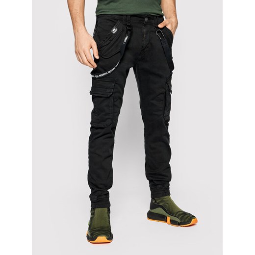 Alpha Industries Spodnie materiałowe Utility 128202 Czarny Slim Fit ze sklepu MODIVO w kategorii Spodnie męskie - zdjęcie 184949942