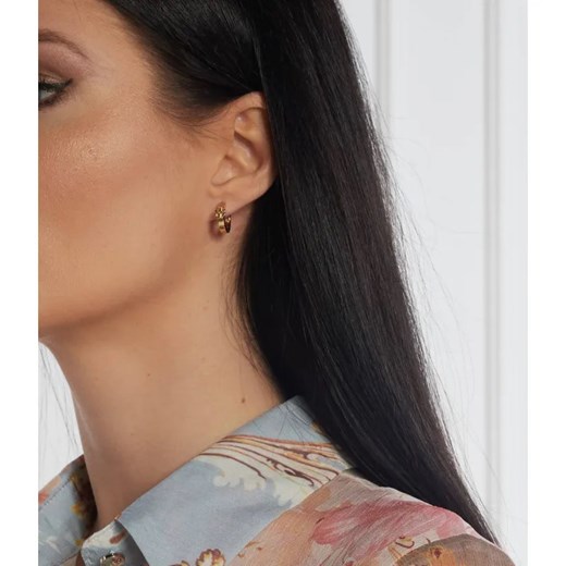 TORY BURCH Kolczyki Kira Huggie ze sklepu Gomez Fashion Store w kategorii Kolczyki - zdjęcie 184960730