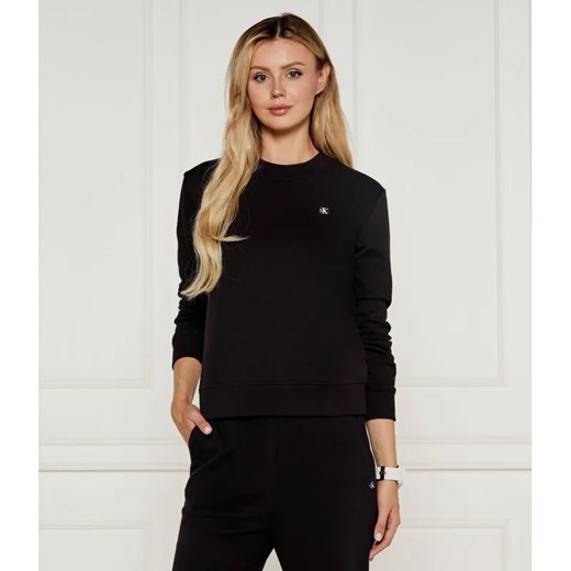 Calvin Klein Jeans Bluza EMBRO BADGE | Regular Fit ze sklepu Gomez Fashion Store w kategorii Bluzy damskie - zdjęcie 184969062