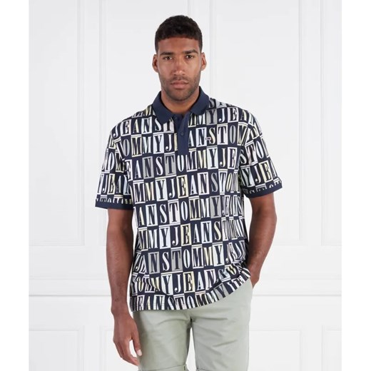 Tommy Jeans Polo TJM SKATER TOMMY AOP | Regular Fit ze sklepu Gomez Fashion Store w kategorii T-shirty męskie - zdjęcie 184969620