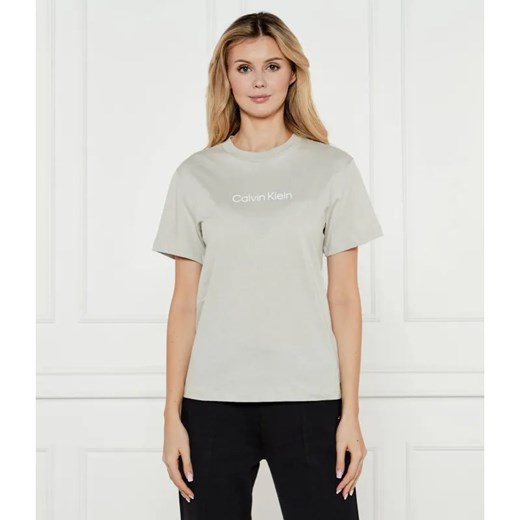 Calvin Klein T-shirt HERO | Regular Fit ze sklepu Gomez Fashion Store w kategorii Bluzki damskie - zdjęcie 184984081