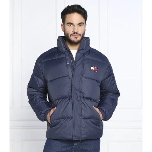 Tommy Jeans Kurtka BADGE PUFFER | Regular Fit ze sklepu Gomez Fashion Store w kategorii Kurtki męskie - zdjęcie 184985780