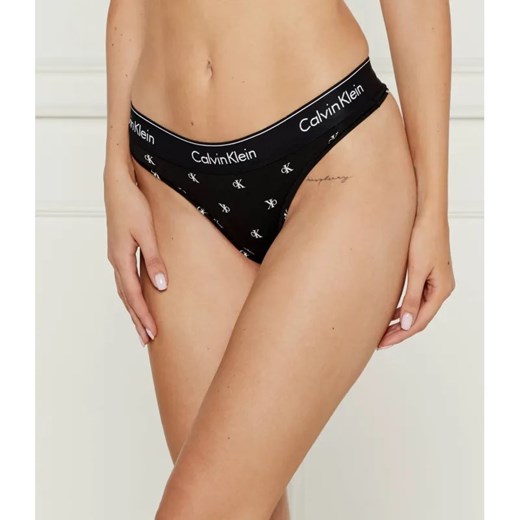 Calvin Klein Underwear Stringi ze sklepu Gomez Fashion Store w kategorii Majtki damskie - zdjęcie 185001111