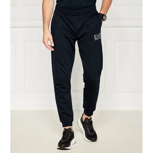 EA7 Spodnie dresowe | Regular Fit ze sklepu Gomez Fashion Store w kategorii Spodnie męskie - zdjęcie 185001600