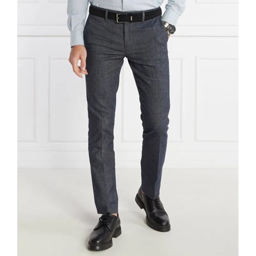 Tommy Hilfiger Spodnie chino DENTON BRUSHED SOLID | Slim Fit ze sklepu Gomez Fashion Store w kategorii Spodnie męskie - zdjęcie 185002041