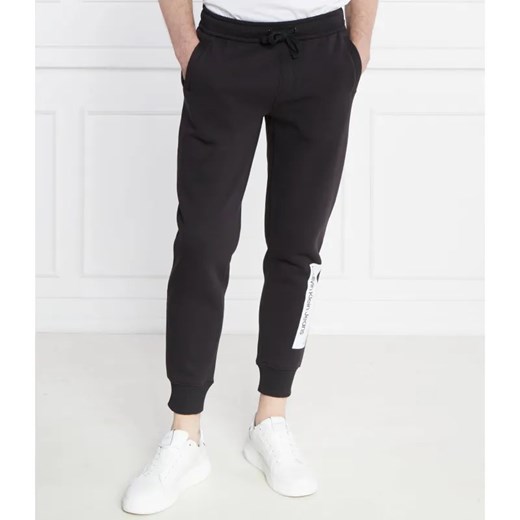 Calvin Klein Jeans Spodnie dresowe | Regular Fit ze sklepu Gomez Fashion Store w kategorii Spodnie męskie - zdjęcie 185002060