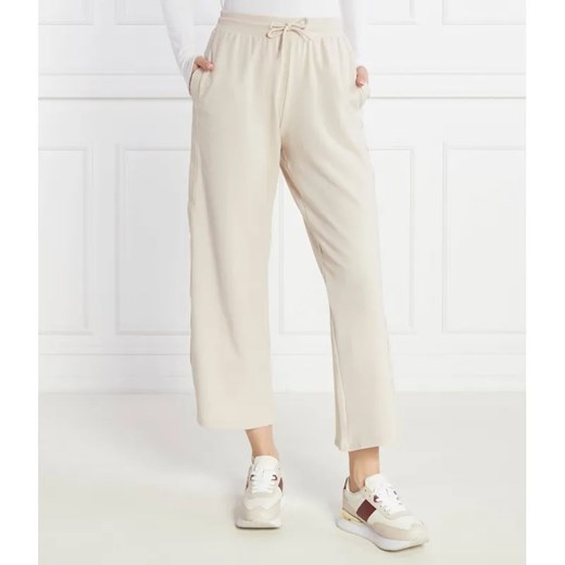 Tommy Hilfiger Spodnie dresowe | Relaxed fit ze sklepu Gomez Fashion Store w kategorii Spodnie damskie - zdjęcie 185002142