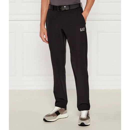 EA7 Spodnie GOLF PRO VENTUS7 | Regular Fit ze sklepu Gomez Fashion Store w kategorii Spodnie męskie - zdjęcie 185002490