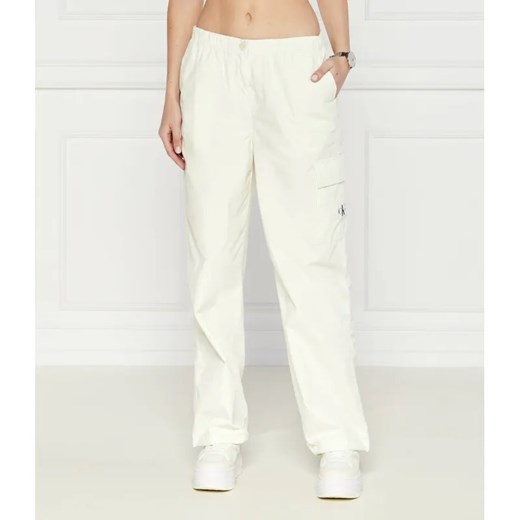 Calvin Klein Jeans Spodnie | Regular Fit ze sklepu Gomez Fashion Store w kategorii Spodnie damskie - zdjęcie 185003050