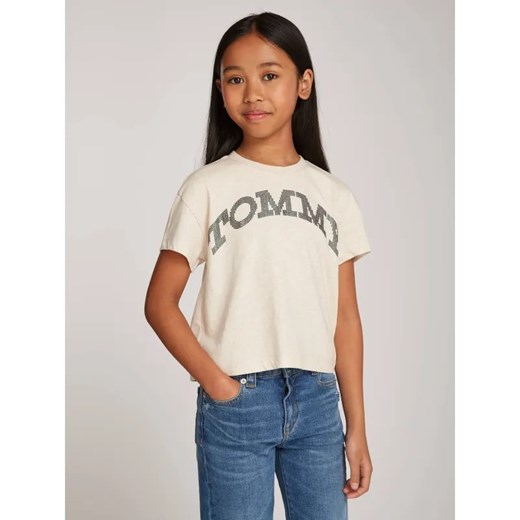 Tommy Hilfiger T-shirt | Regular Fit ze sklepu Gomez Fashion Store w kategorii Bluzki dziewczęce - zdjęcie 185003422