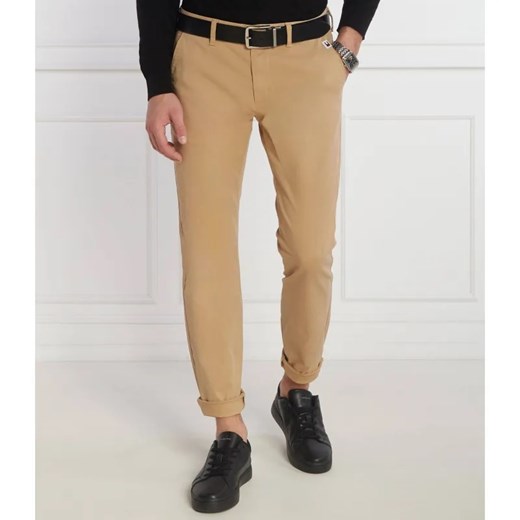Tommy Jeans Spodnie chino AUSTIN | Slim Fit ze sklepu Gomez Fashion Store w kategorii Spodnie męskie - zdjęcie 185004073