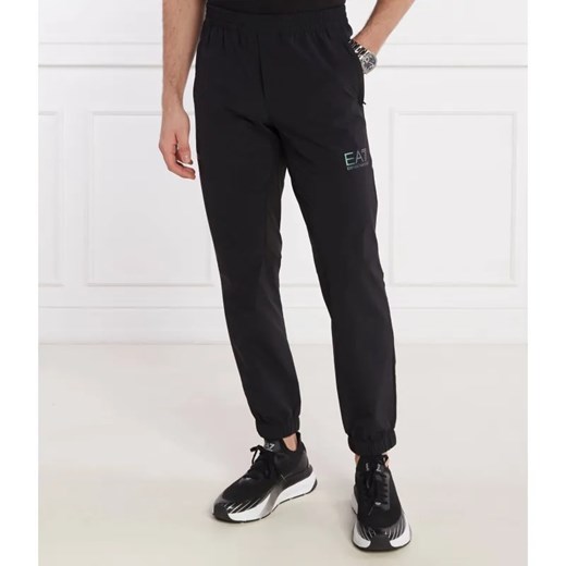 EA7 Spodnie dresowe | Regular Fit ze sklepu Gomez Fashion Store w kategorii Spodnie męskie - zdjęcie 185004244