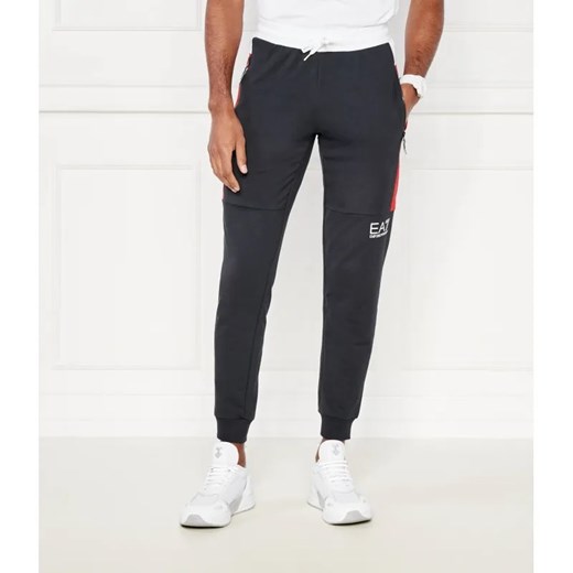 EA7 Spodnie dresowe | Regular Fit ze sklepu Gomez Fashion Store w kategorii Spodnie męskie - zdjęcie 185004340