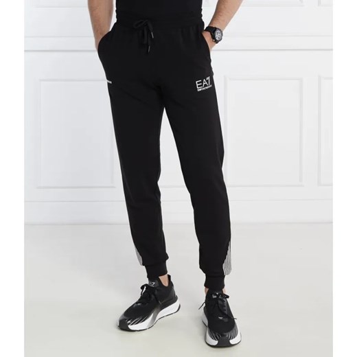 EA7 Spodnie dresowe | Regular Fit ze sklepu Gomez Fashion Store w kategorii Spodnie męskie - zdjęcie 185004421