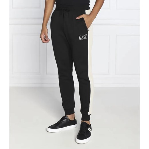 EA7 Spodnie dresowe | Regular Fit ze sklepu Gomez Fashion Store w kategorii Spodnie męskie - zdjęcie 185004572